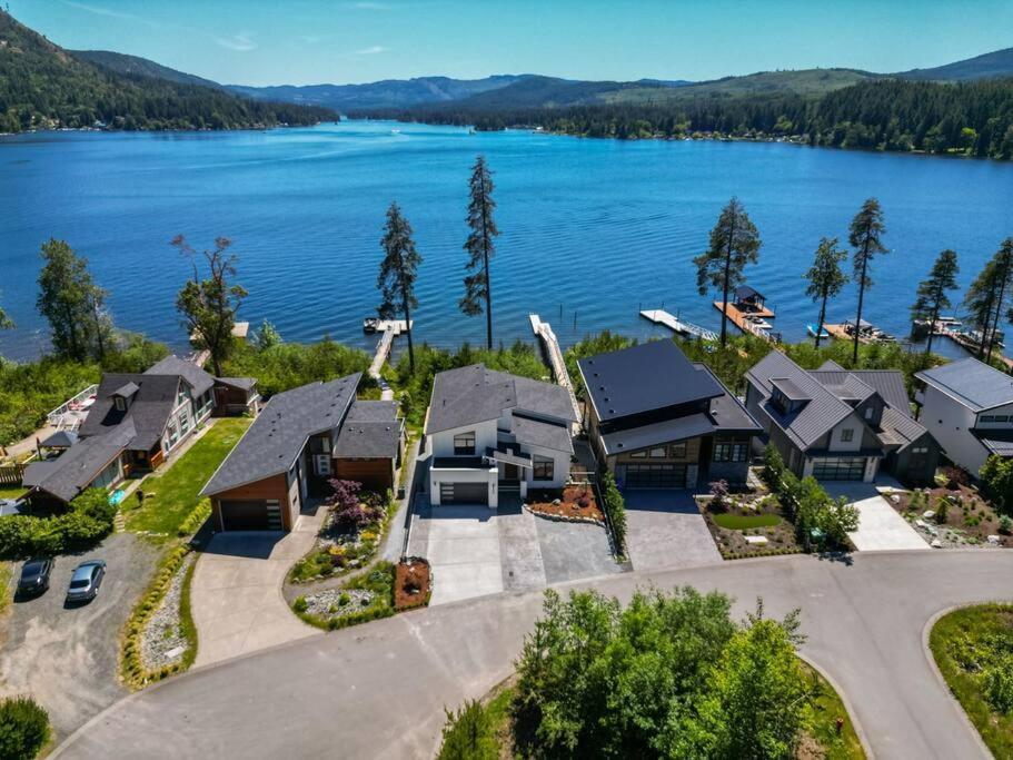 Kelly'S Sunset Lake Retreat Shawnigan Lake المظهر الخارجي الصورة