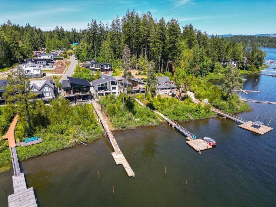 Kelly'S Sunset Lake Retreat Shawnigan Lake المظهر الخارجي الصورة