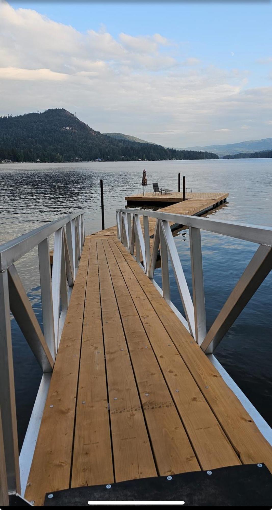 Kelly'S Sunset Lake Retreat Shawnigan Lake المظهر الخارجي الصورة